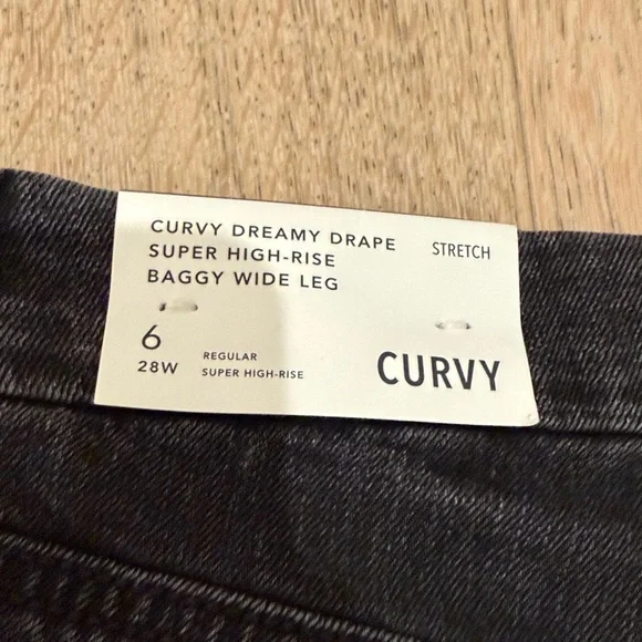 NWT American Eagle Outfitters Black Baggy Wide Leg Jeans size 6 - Picture 2 of 4